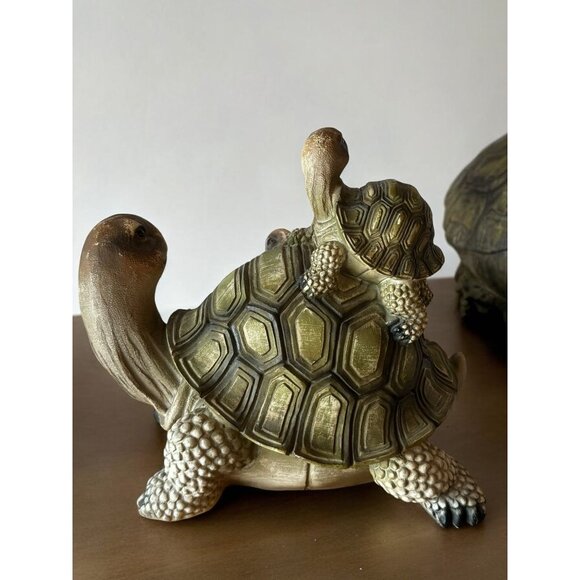 Mother Turtle Figurine With Babies Realistic Resin Sculpture For Home Décor - Picture 7 of 8